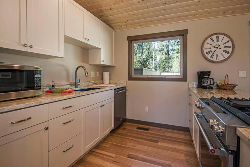 11 Pine Bough Villa Sunriver Exterior photo